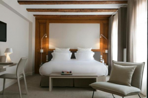 Отель Relais & Châteaux La Maison Des Têtes  Кольмар